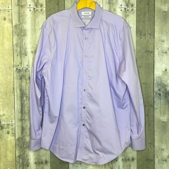 Calvin Klein Men’s button up long sleeve shirt. Light purple/lilac. Non iron.EUC - Picture 1 of 10